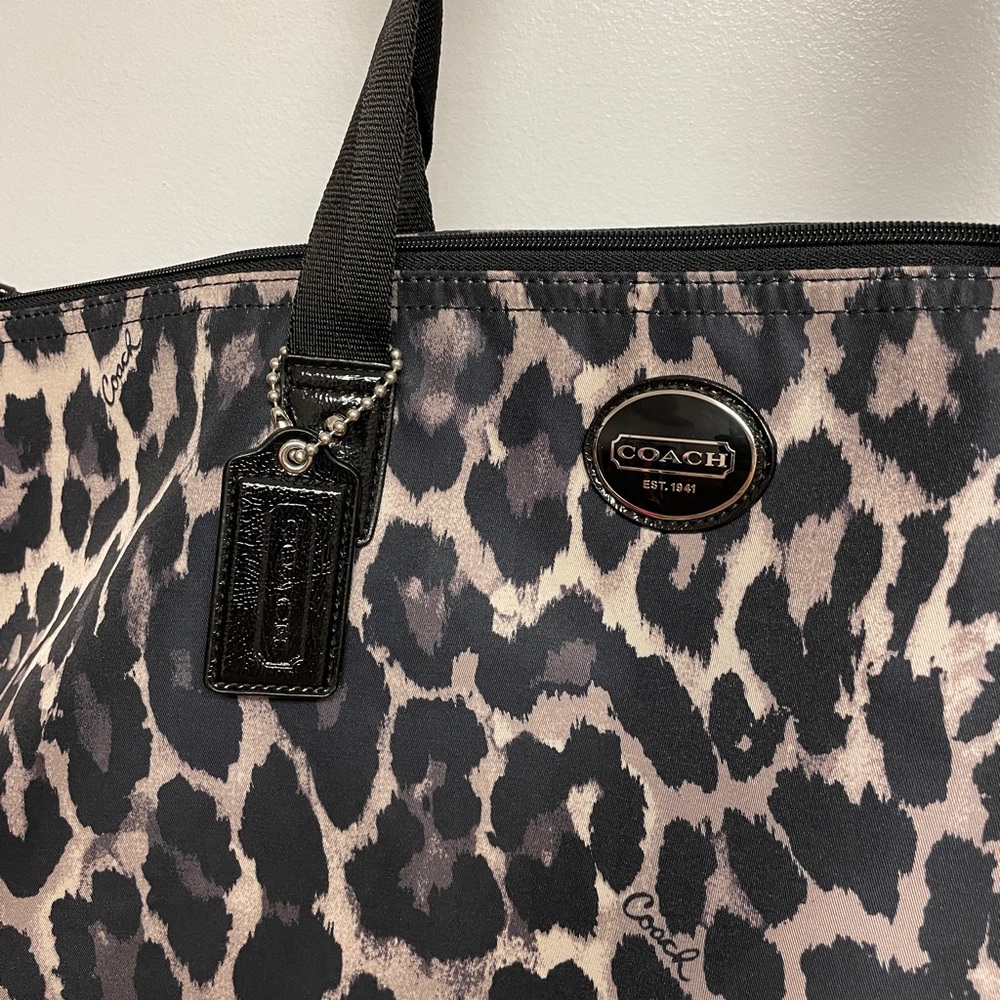 Coach Travel Duffle & Toiletries Bag - Picture 2 of 5